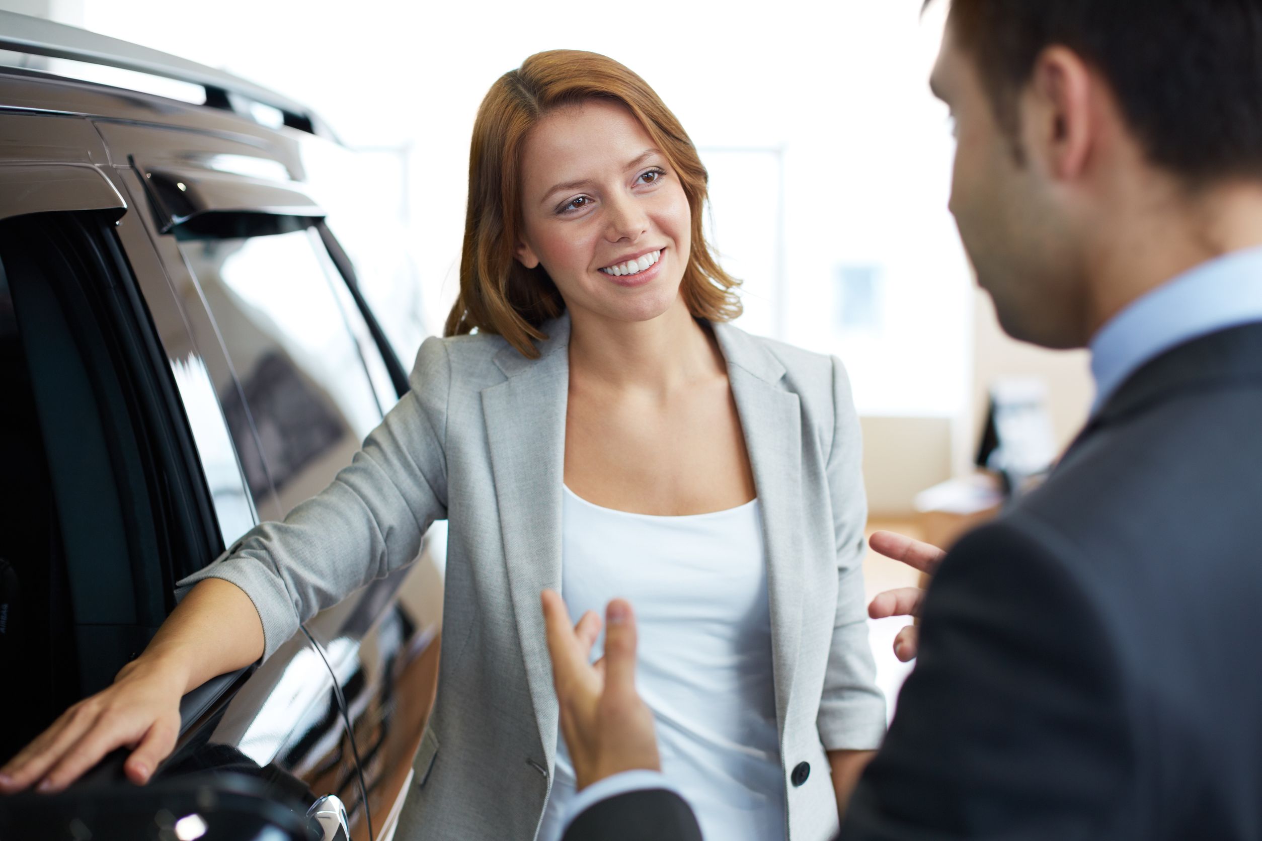 Advantages of Purchasing from a Used Car Dealer for an Automobile