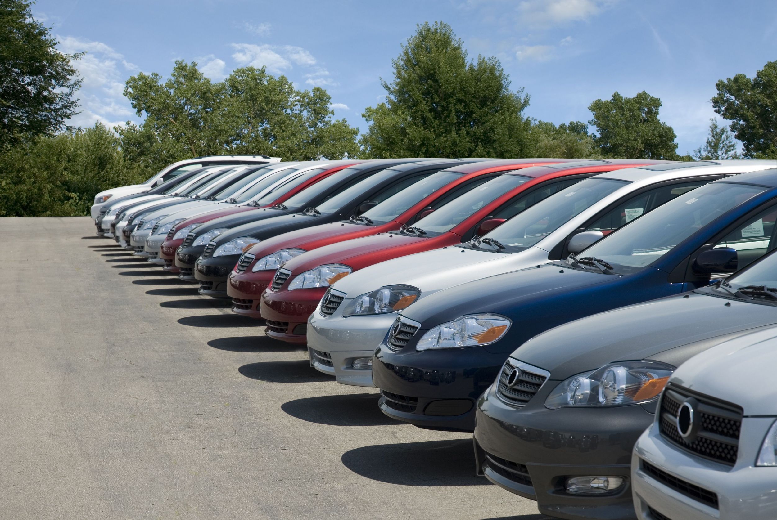 Looking for a Great Used Car Dealer; Find One in Cicero