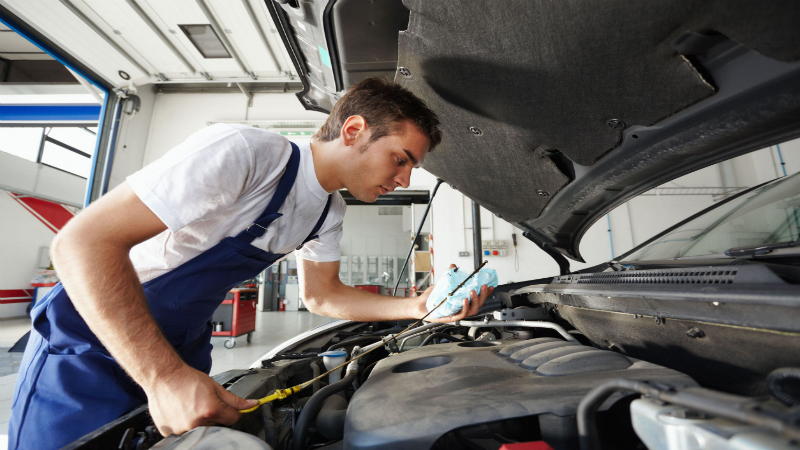 Finding The Right Mechanic To Work On Your Volvo